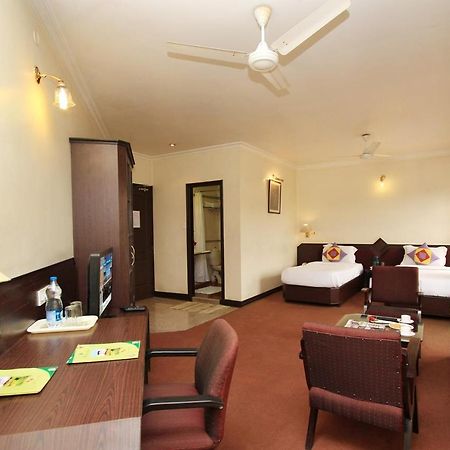 Royal Inn Mysore Exterior foto