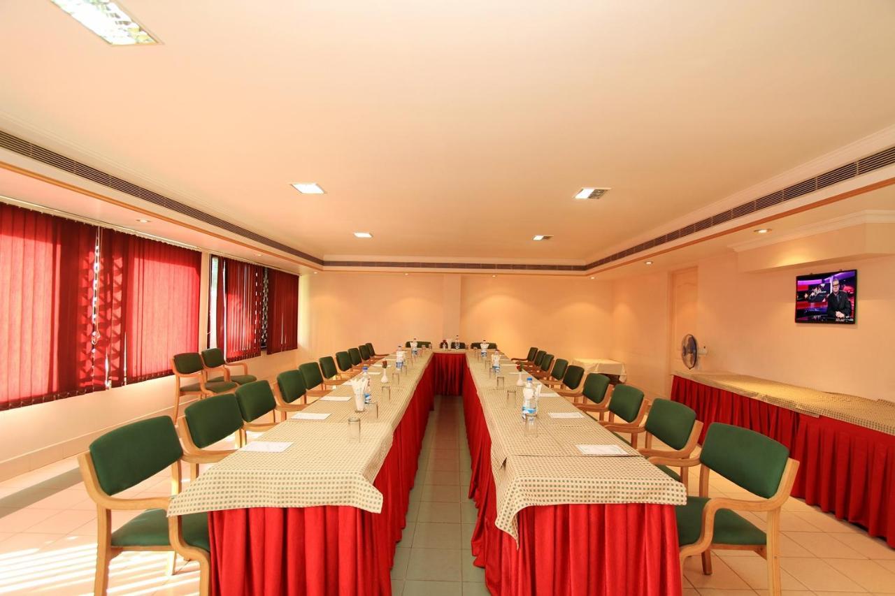 Royal Inn Mysore Exterior foto