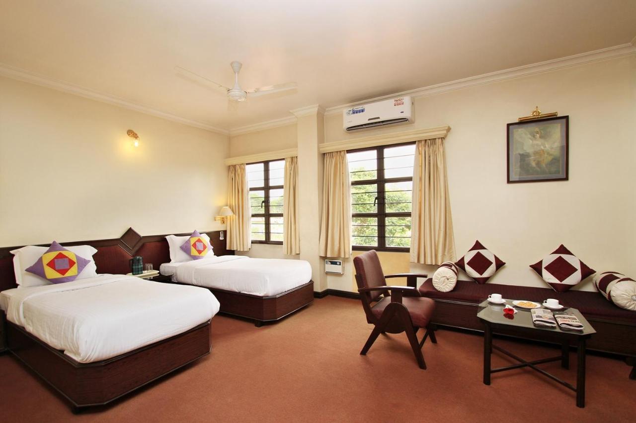 Royal Inn Mysore Exterior foto