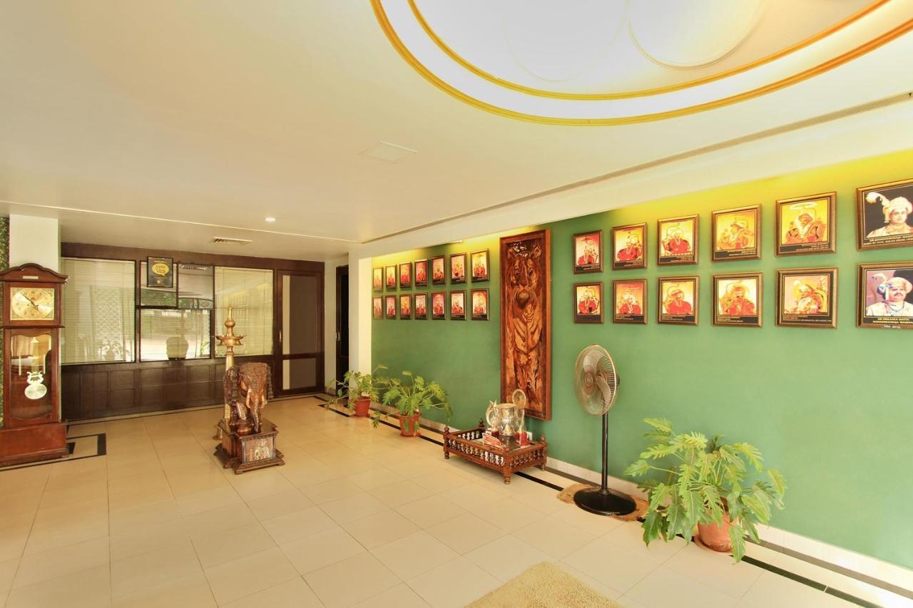 Royal Inn Mysore Exterior foto